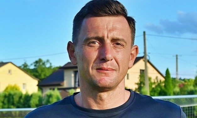 4 LO: JAROSŁAW RAK NOWYM TRENEREM SARMACJI BĘDZIN