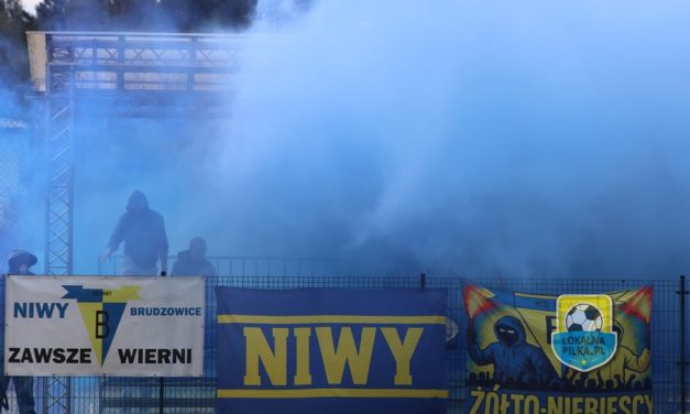 4 LO: W BRUDZOWICACH DYMIŁO NA TRYBUNACH, A NA ŁAWKACH ISKRZYŁO