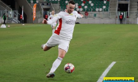 4 LO: KAMIL BILIŃSKI W GÓRNIKU PIASKI!