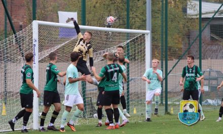 4 LO: GÓRNIK PIASKI GONI CZOŁÓWKĘ