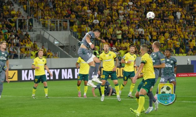 EKS: WAŻNE PUNKTY GIEKSY Z RADOMIAKIEM