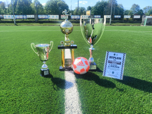 1760045f-5b1a-434c-907e-60dc9d343e5f