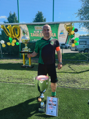 7fa3904a-73ec-4e75-8c8e-dbb358c570d3