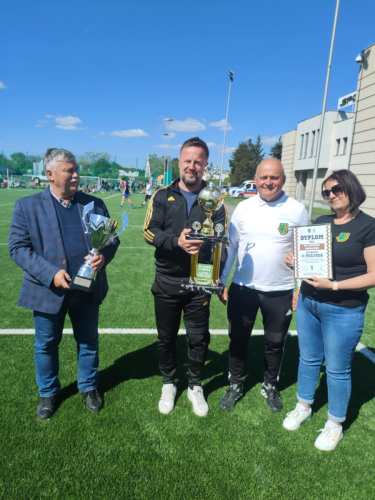 8f964bb1-eac7-4f95-bda7-0ac480a819f2